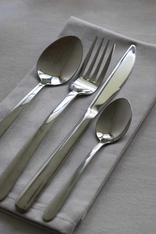 Fourchette de table inox 18/0 19,7 cm Arobase Pro.mundi