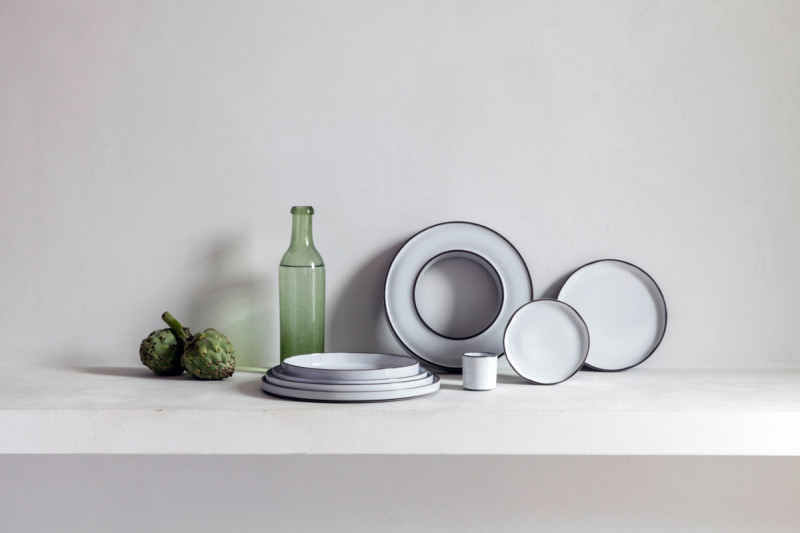 Assiette plate rond blanc cumulus porcelaine culinaire Ø 28 cm Caractère Revol