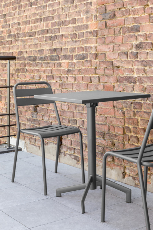 Table avec système pliant d'extérieur gris anthracite 60x60x75,5 cm Pigalle Flexmob