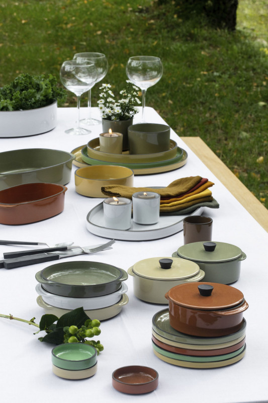 Assiette plate rond rouge porcelaine culinaire Ø 15 cm Caractère Revol
